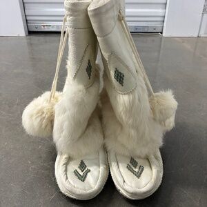 Vintage Real Fur Mukluk from Kitson in Los Angeles circa 2003 Moccasin